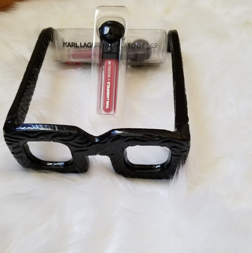 Lipstick liquid Matte by Karl Lagerfeld